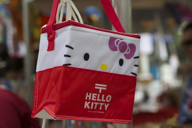 Hello Kitty to cover Western Japans Bullet Train