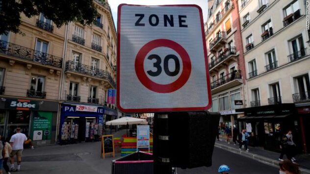 210831105720-paris-speed-limit-0830-exlarge-169