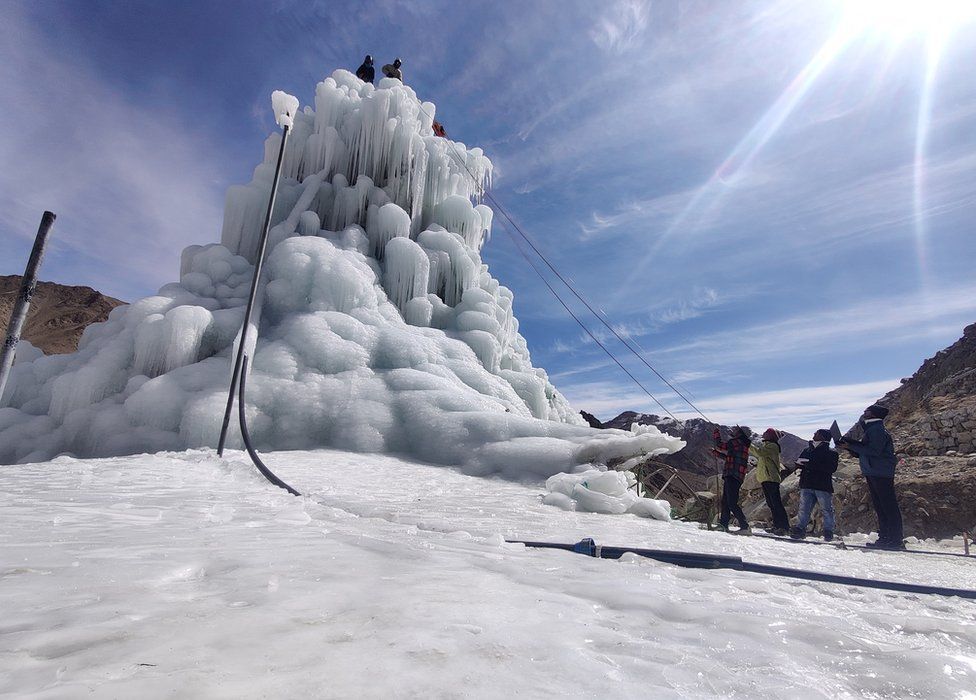 ice-stupa