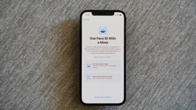 Apple will let you use Face ID with a mask in the next iOS update