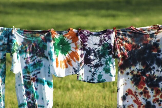 tie-dye-7161432_1280