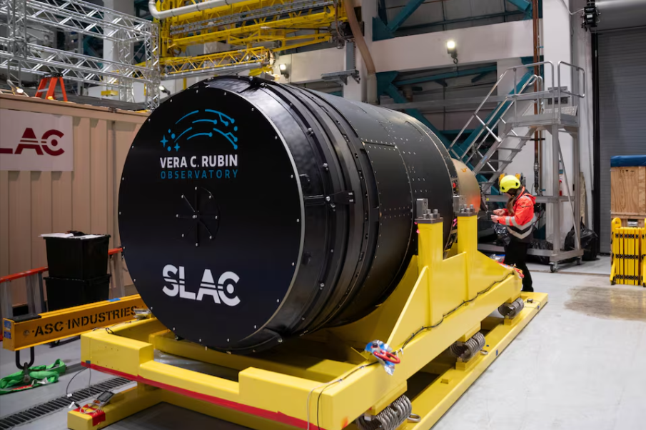 Olivier Bonin/SLAC National Accelerator Laboratory/Handout via REUTERS